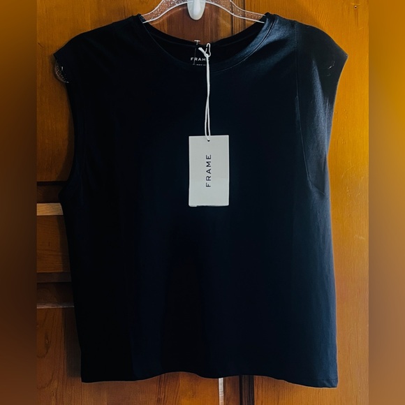 NWT•FRAME Le High Rise Muscle Tee - Picture 2 of 16
